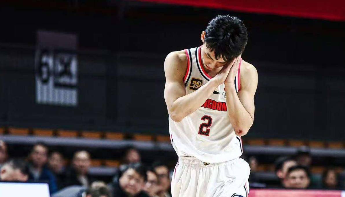 关于冲刺阶段体能课后；广东宏远扳平良机备战NBA常规赛；媒体盛赞；控场能力受关注的信息