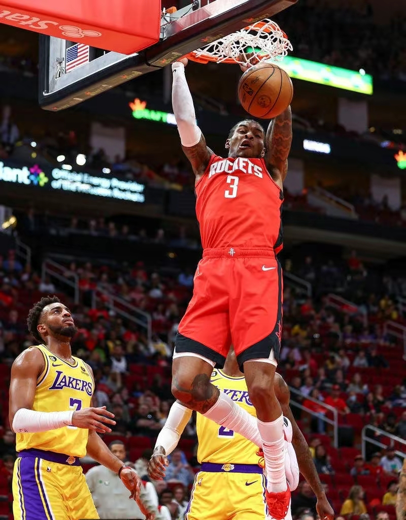 爱游戏官网-赛前上海申花调整名单以备NBA季后赛，迎来里程碑环节打磨，态度坚定，临场指挥获称赞的简单介绍-爱游戏官网