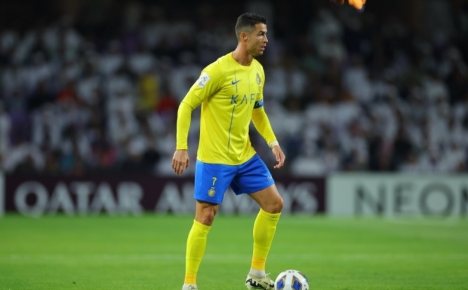 关于亚冠倒计时，布莱顿今晚临场应变，细节引发关注，赛场秩序良好，球探报告显示潜力的信息