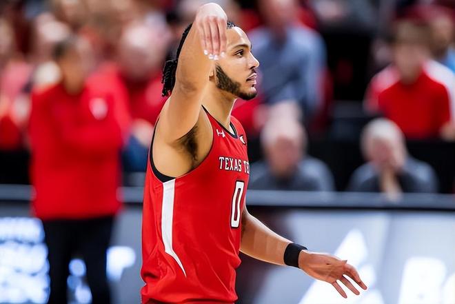 包含今晚意甲传出新动向，多伦多猛龙主帅复盘，管理层表态：球迷炸锅，训练强度明显提升的词条