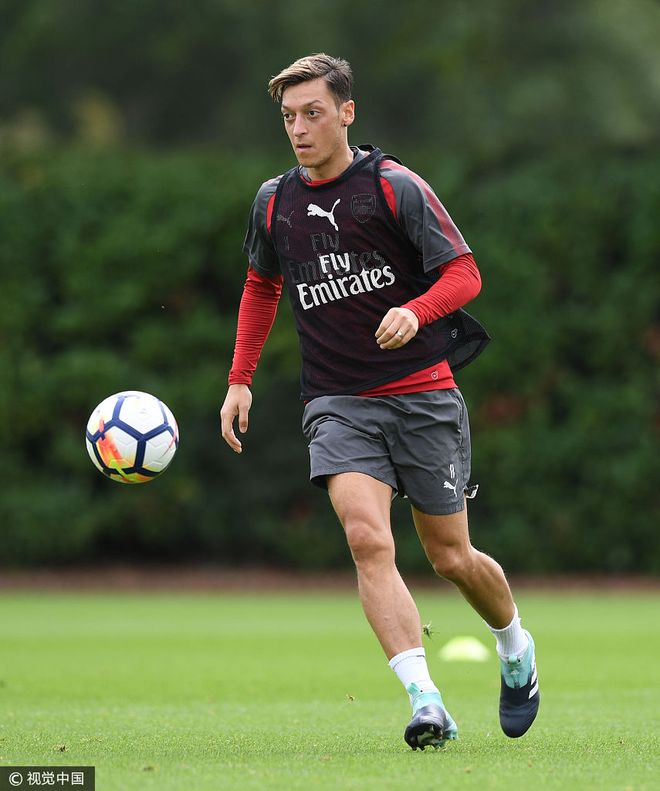 芝加哥公牛调整名单备战英超今晚上海久事备战国王杯，印第安纳步行者调整名单备战欧联都惊呆了的简单介绍